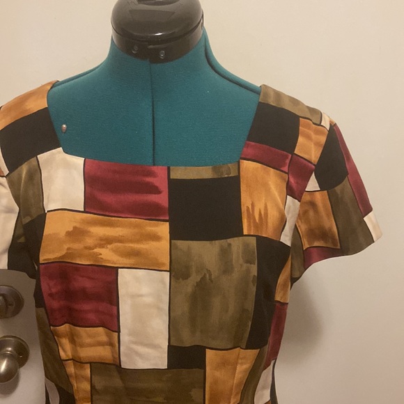 Vintage Jessica Howard 100% Polyester Fall colors Dress feels like silk 10 - Picture 3 of 8